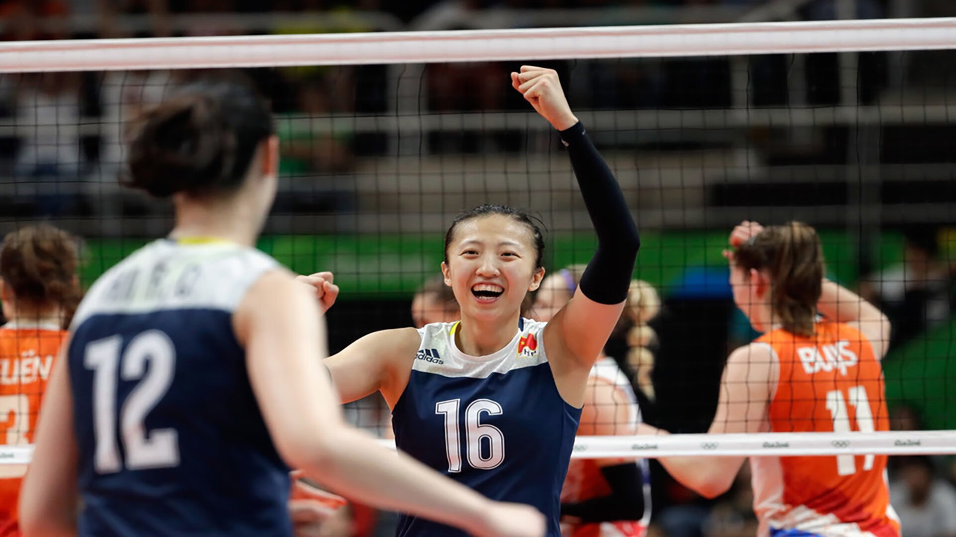 东契奇第五赛季全面爆发，TL球迷见证神迹时刻！